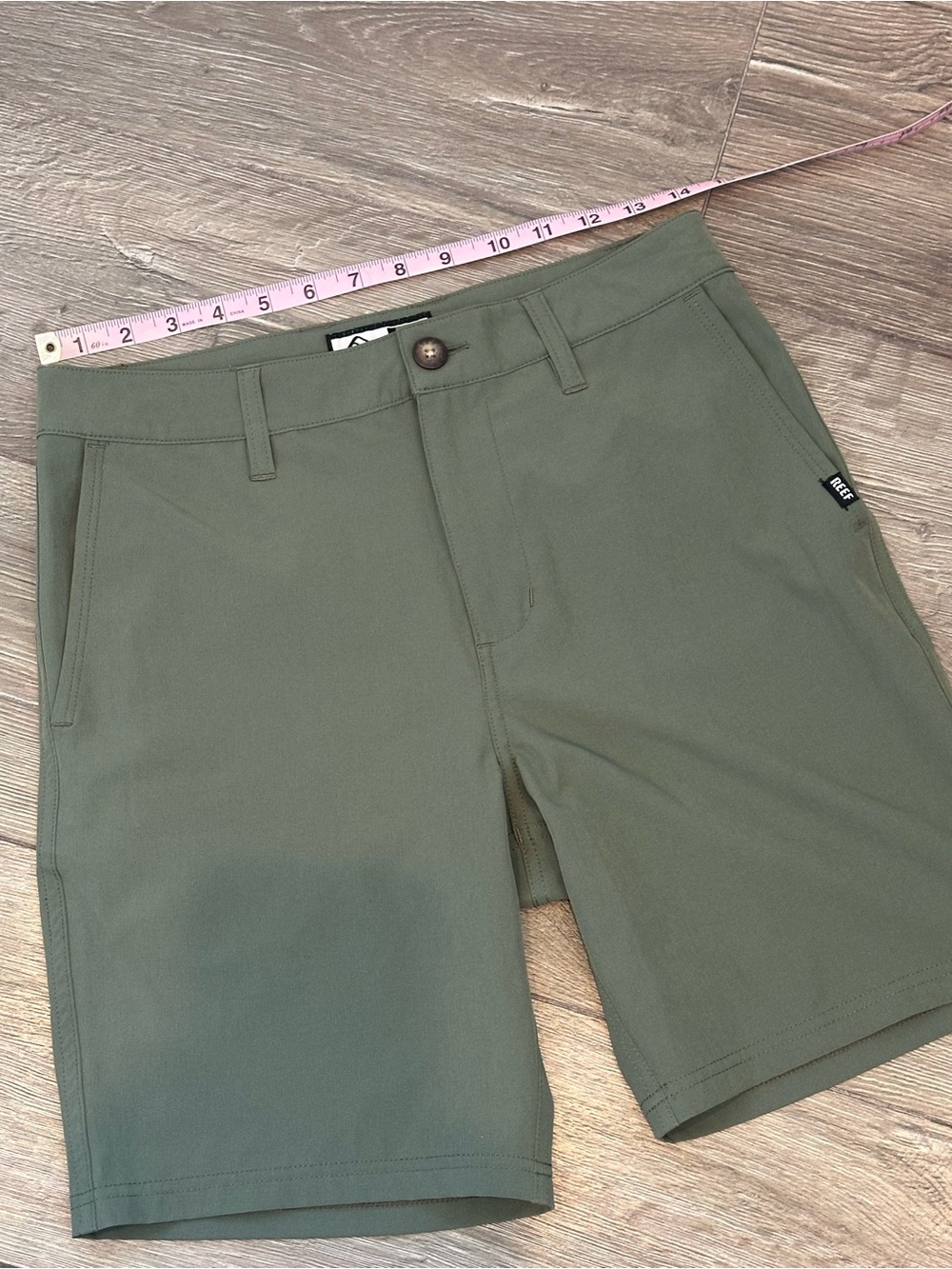 Reef Olive Green Men's Shorts - Picture 5 of 8